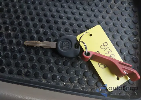 2005 Chevrolet Tahoe Lt from USA, damaged, VIN 1GNEC13T25R151103